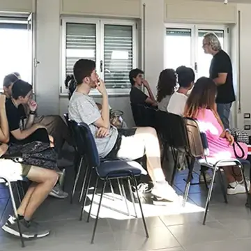 Lezione con il docente Fabrizio Faina nella prima sede a via Stendhal – Bologna 2020