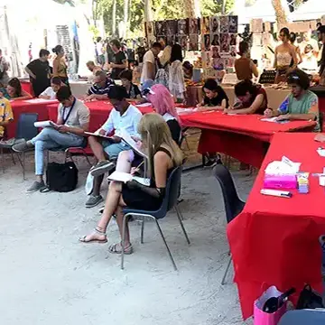 Disegno dal vero all'aperto all'interno della rassegna Rimini Comix – Rimini 2022